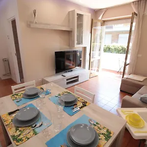 Appartement House, 300 M Dal Mare, Marina di Massa